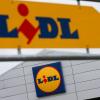 Discounter Lidl erwägt die Übernahme von Kaiser's Tengelmann-Märkten.