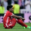 David Alaba fällt möglicherweise mit einer Kapselverletzung im Knie gegen Borussia Dortmund aus.