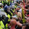 Auch in Großbritannien haben die strengen Corona-Regeln zu Protesten geführt.