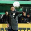 Testet gegen den FCA: Jahn Regensburg mit Trainer Mersad Selimbegovic.