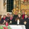Ein gemischter Chor im besten Sinne: Die Gesangsformation LiChörchen veranstaltete ihr Adventskonzert in der Kirche in Reisch.
