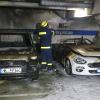 In der Tiefgarage des Parkhauses Kurpromenade in Bad Wörishofen sind am 11. November gegen 6 Uhr zwei Autos ausgebrannt.