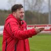 Der Affinger Spielertrainer Tobias Jorsch musste nicht nur mitansehen, wie sein Team in der Bezirksliga gegen den FC Günzburg in den letzten zehn Minuten eine 3:1-Führung vergab, er selbst wurde in der Nachspielzeit mit Rot vom Platz gestellt. 