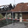 Das völlig zerstörte Wohnhaus am Tag nach dem Brand ist abbruchreif. 
