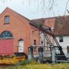 Illerzell ist der älteste Ortsteil Vöhringens. Dennoch ist noch nicht viel über das Dorf bekannt. Eine Chronik, die derzeit entsteht, soll das ändern. Einzug in das Heimatbuch wird sicherlich auch das Wasserwerk finden, das noch in Betrieb ist. Das Gebäude steht unter Denkmalschutz und war einst eine Mühle, die aus dem Jahr 1690 stammt.