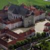 Auch aus der Luft eine Augenweide: Das barocke Klosteranlage in Wiblingen feiert dieses Jahr 300. Geburtstag. 