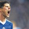 Klaas-Jan Huntelaar wird seinen Vertrag beim FC Schalke 04 verlängern. 