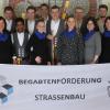 Das Team der Bauinnung Nördlingen mit den begabtesten Straßenbauern Südbayerns. 	 	
