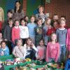 Die Kinder der Johann-Peter-Ring-Grundschule Ottmaring spenden für die Friedberger Tafel. 	