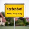 Das Ortsschild von Nordendorf im Kreis Augsburg.