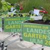Ulmer Hobbygärtner haben auf der Wilhelmsburg ausrangierte Einkaufswagen bepflanzt. Nächstes Jahr soll es 100 „mobile Gärten“ geben. 