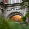 Der Eingang zum Robert Koch-Institut (RKI).