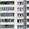 Der Wohnungsmarkt ist auch in Augsburg angespannt. Wie hoch Mieten sein dürfen, können Mieter und Vermieter künftig am Mietspiegel ablesen. Doch das Zahlenwerk ist umstritten. 