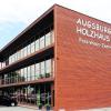 Holzbau Wittmann eröffnete in Hirblingen das Augsburger Passivhauszentrum. Archivfotos: Merk, Weizenegger