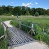 Die Brücke über das Brunnenwasser verbindet den Klosterweiher mit dem Lehrgarten des Obst- und Gartenbauvereins. 

+ + + Serie Heimat entdecken - Rund um Thierhaupten + + +