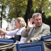 Eva Weber und Markus Söder winken den Besuchern zu.