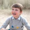 Strahlt am Strand: Prinz Louis feiert heute seinen vierten Geburtstag.