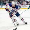 Leon Draisaitl bleibt den Edmonton Oilers in der NHL treu. Der deutsche Kufencrack verlängert seinen Vertrag in Kanada um weitere acht Jahre (Archivbild).