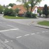 Waren Thema bei der Bürgerversammlung in Klingen: die Staatsstraße nach Wollomoos und die innerörtliche Deutschherrn-Straße (rechts). Das Straßenbauamt beginnt voraussichtlich nächstes Jahr mit der Planung für den Ausbau der Ortsdurchfahrt. Die Planung für den Ausbau der Deutschherrnstraße wird nächste Woche im Bauausschuss vorgestellt. 