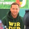 Mit großen Zielen war Julian Schieber 2018 zum FC Augsburg gekommen, doch so richtig hat es zwischen dem FCA und dem Stürmer nie gepasst. Jetzt beendet Schieber seine Profi-Karriere.