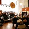 Die Zuhörer waren von den drei Magnificat-Vertonungen durch den Paulus-Chor und mehreren Solisten in der Pauluskirche in Neu-Ulm sehr angetan. Das Konzert war ausverkauft. 	