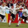 So war es 2006: Philipp Lahm trifft zum 1:0 gegen Costa Rica. Am Ende steht es 4:2.