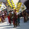 Gänse, Ochsen, bepackte Esel: Beim Einzug der Bauern und Handwerker auf das Frundsbergfest gab es viel zu sehen.