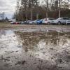 Schlammig: Parkplatz auf der Bossewiese am Sportzentrum Landsberg.