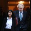 Der Britische Premier Johnson mit seiner Beraterin Munira Mirza 2020 in der Downing-Street. Das gute Verhältnis der beiden hat Risse bekommen.