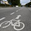 Bei Weilheim sind zwei Fahrradfahrer gestürzt, weil sie herumalberten. 