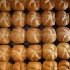 Bäckereien mit Café dürfen den ganzen Sonntag Semmeln verkaufen - gegen dieses Urteil soll Revision eingelegt werden.