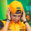 Lando Norris aus Großbritannien vom Team McLaren bei einer Pressekonferenz.