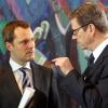 Bundesgesundheitsminister Daniel Bahr (l) und Bundesaußenminister Westerwelle (beide FDP). Foto: Wolfgang Kumm dpa