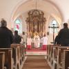 Mit einem Festgottesdienst wurde am Samstag - pünktlich zum Patrozinium - die Pfarrkirche in Hausen Aindling nach zweijähriger Sanierung wiedereröffnet. Pater Thomas zelebrierte den Gottesdienst.