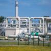 Blick auf Rohrsysteme und Absperrvorrichtungen in der Gasempfangsstation der Ostseepipeline Nord Stream 1 und der Übernahmestation der Ferngasleitung OPAL in Lubmin bei Greifswald.