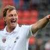 Trainer Ralph Hasenhüttl ist mit dem FC Ingolstadt Tabellenführer.