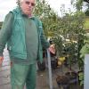 Bernhard Wiedemann von der Baumschule Bunk  in Lauingen gibt Tipps für Hobby-Gärtner