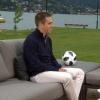 Während der WM gab Philipp Lahm im Gespräch mit Moderatorin Jessy Wellmer seine Einschätzung. Die Kulisse lieferte der Tegernsee.