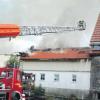 An einem Sielenbacher Bauernhof brannten Anfang Juli die Maschinenhalle und eine Werkstatt komplett aus. Brandursache war laut Polizei ein defekter Wechselrichter der Solaranlage. 