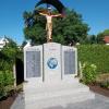 Das neue Kriegerdenkmal in Fronhofen wird am Sonntag eingeweiht. Es hat ungeahnte Aktualität bekommen.
