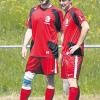 Zwei, die ihre aktive Karriere eigentlich beendet hatten, halfen am Samstag beim TSV Wertingen II aus: Florian Probst (links) und Peter Piak.  