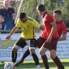 Aresings Spielertrainer David Ibraimovic (links) war der Matchwinner beim 3:2-Heimsieg gegen den TSV Dasing (im Bild Markus Kreutmayr und Sebastian Martin).  	