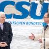 Der Präsident des Zentralrats der Juden in Deutschland Josef Schuster (l) und Alexander Dobrindt, CSU-Landesgruppenchef, geben gemeinsam ein Pressestatement.