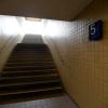 Für Gehbehinderte sind die Treppen am Dinkelscherber Bahnhof ein großes Hindernis.