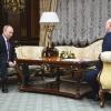 Wladimir Putin (l.) und Alexander Lukaschenko geben sich gerne als gute Freunde.