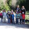 „Hallo, neuer Baum“: Kinder des Kindergartens Gartenstadt schenkten der Flatter-Ulme zum feierlichen Pflanzakt einige Lieder.