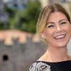 Ellen Pompeo spielt als Meredith Grey die Hauptrolle in "Grey's Anatomy". Alle Infos zur Handlung und Besetzung der Serie gibt es hier.