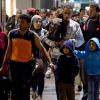Flüchtlinge in München: Seit Anfang des Monats kamen allein in Bayern 169 400 Migranten an.