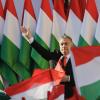 Bei vielen älteren Ungarn gilt er als „Held“: der umstrittene Premierminister Viktor Orbán. Mit großem Geschick sichert er sich Sympathiepunkte. 