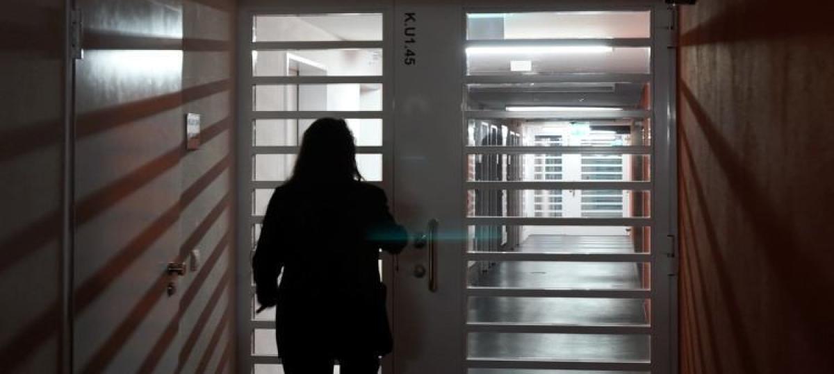 „Diesen hässlichen Russen schmeiß’ ich morgen in den Keller“: So unmenschlich ging es in der JVA Gablingen zu